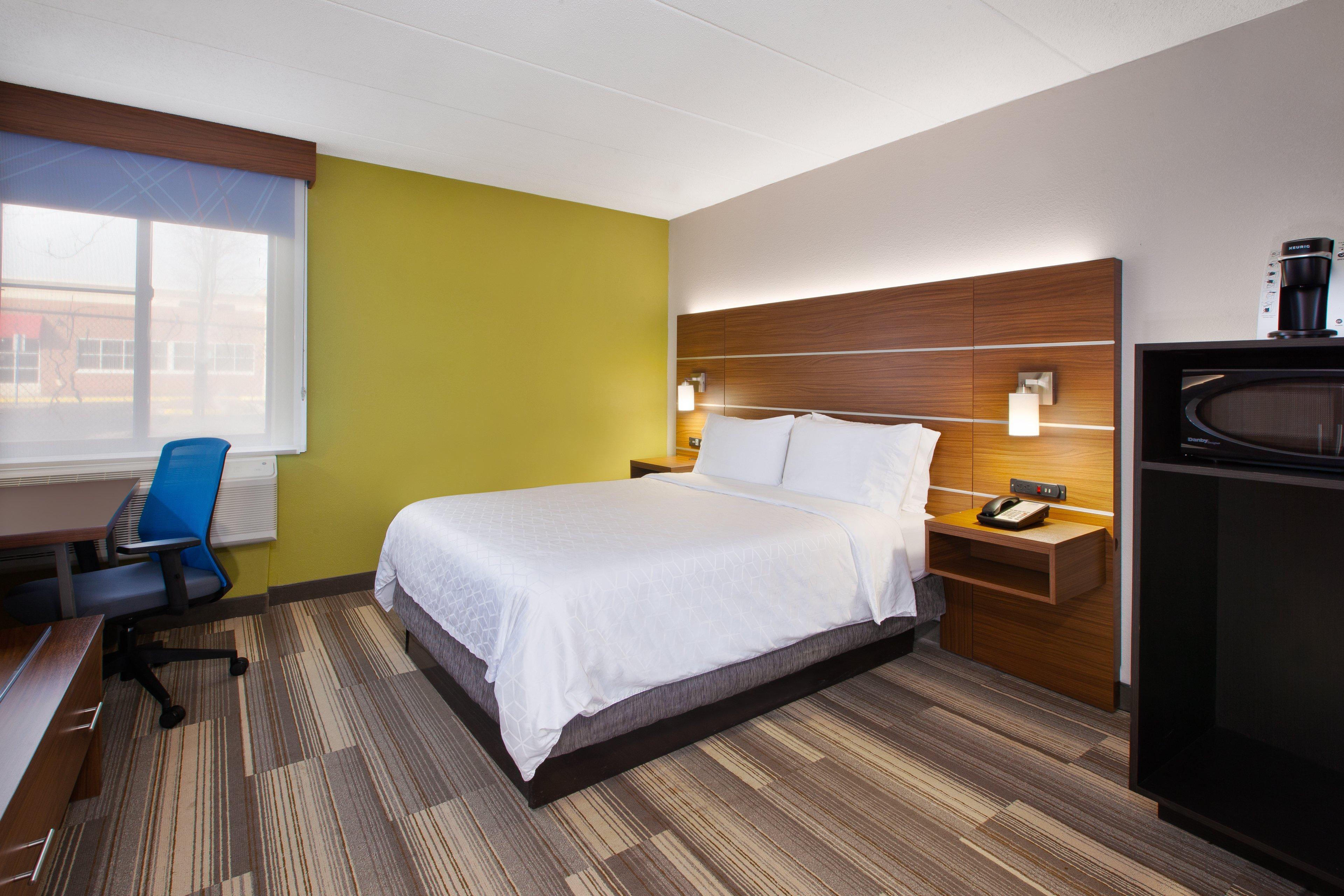 Holiday Inn Express Fairfax-Arlington Boulevard By Ihg Exterior foto