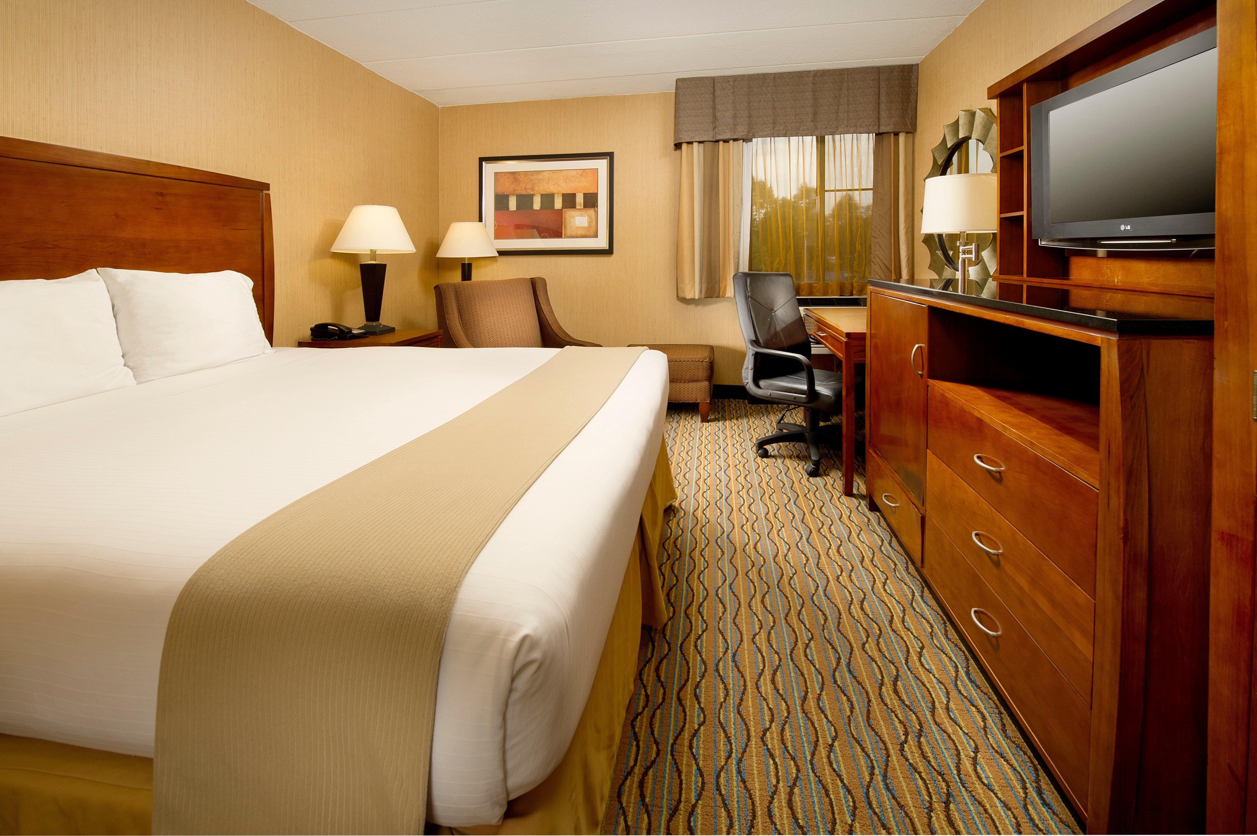 Holiday Inn Express Fairfax-Arlington Boulevard By Ihg Exterior foto